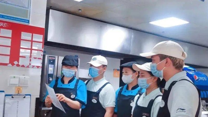 手工糖果与机器糖果：工艺与品质的较量