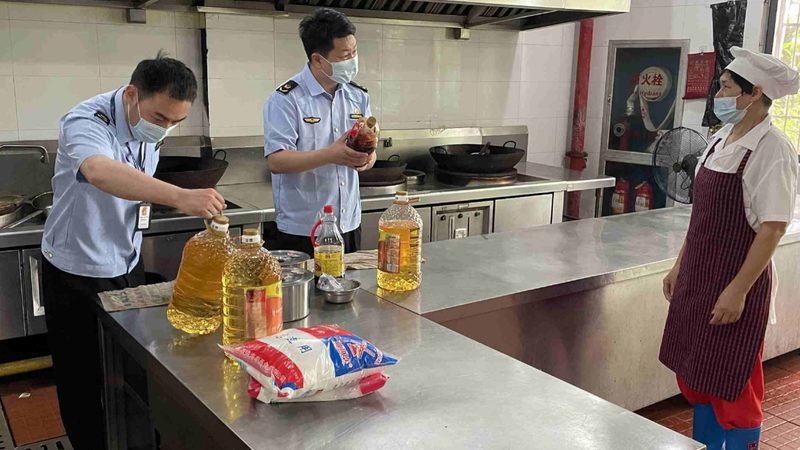 揭秘网红零食批发一件代发的背后