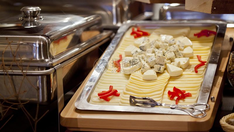 零食批发，如何选择优质厂家直供？**